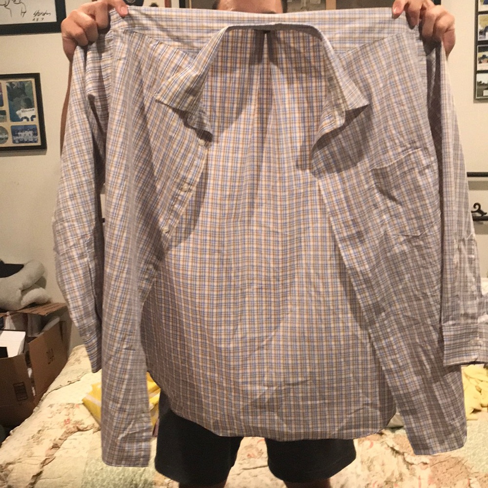 Long sleeve dress shirt. Men’s 17 1/2 and 34/35